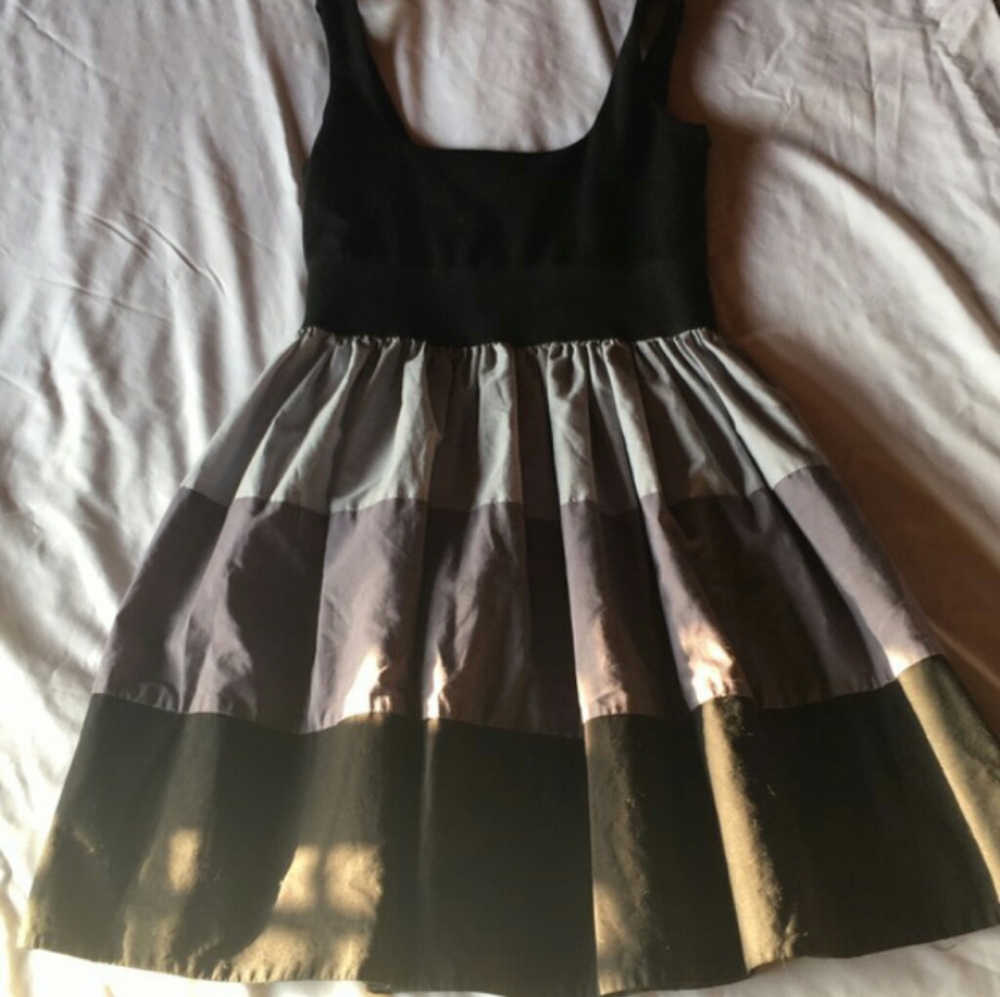 Sleeveless cupcake dress